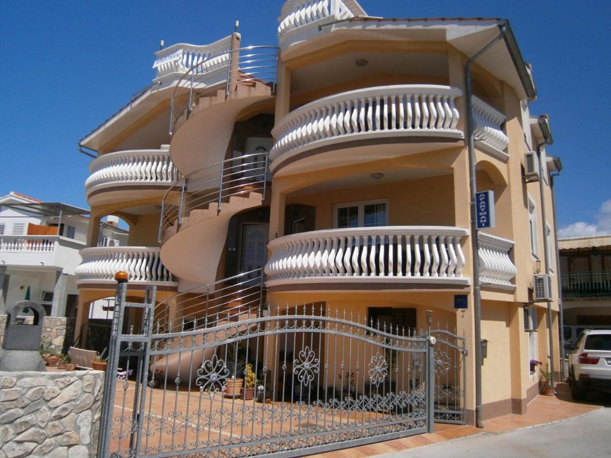 Apartments With A Parking Space Vodice - 13973 Exterior photo